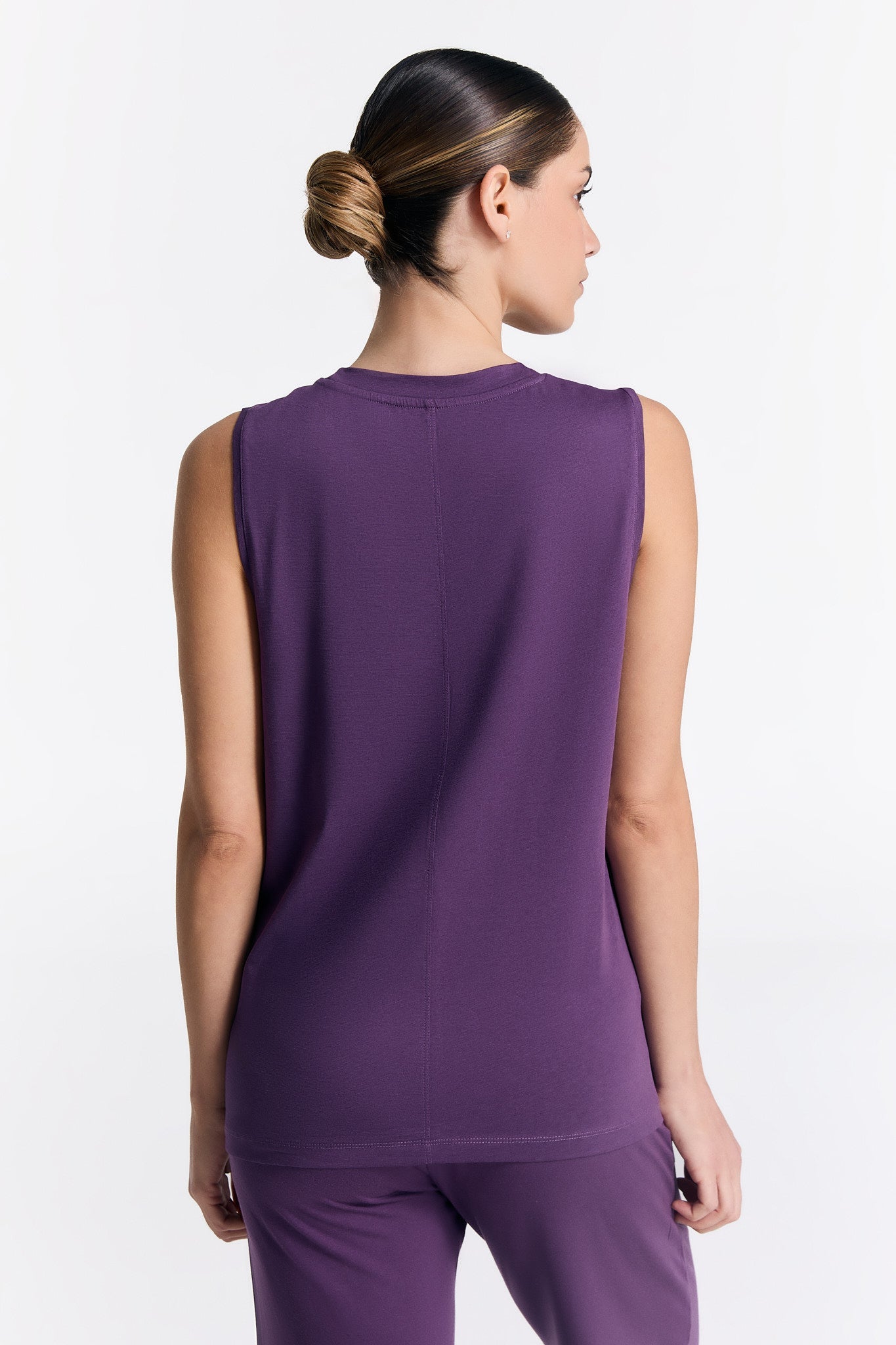 T1211-41 | TENCEL™ Active Damen Top hochgeschlossen - Weinbeere