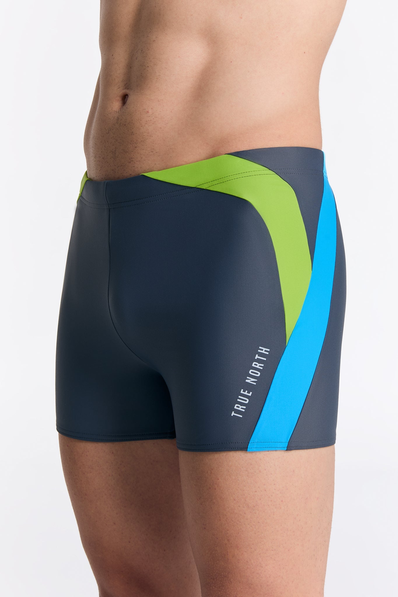 T8231-49 | Herren Trunk Badehose – Nachhaltig, ECONYL®, Schnelltrocknend - Titanium