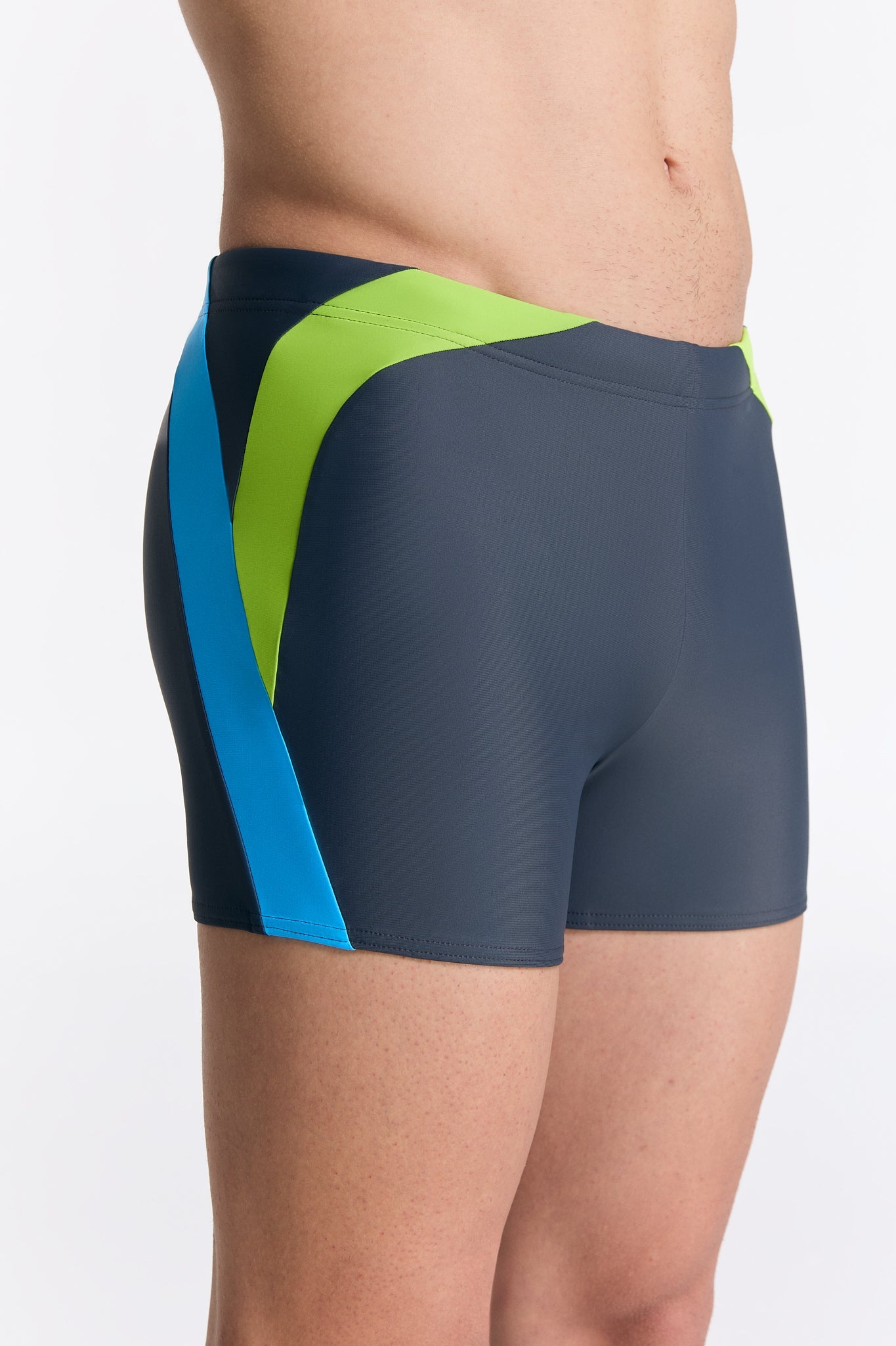 T8231-49 | Herren Trunk Badehose – Nachhaltig, ECONYL®, Schnelltrocknend - Titanium