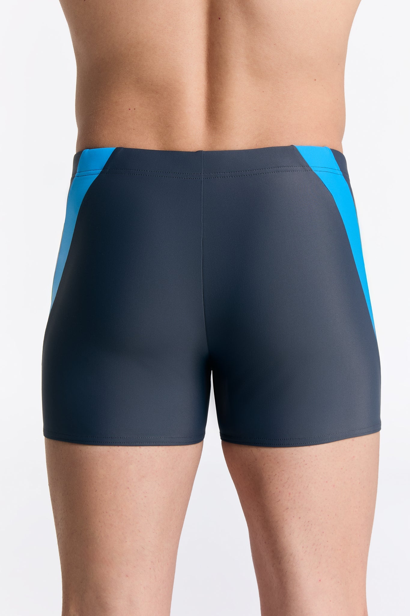 T8231-49 | Herren Trunk Badehose – Nachhaltig, ECONYL®, Schnelltrocknend - Titanium
