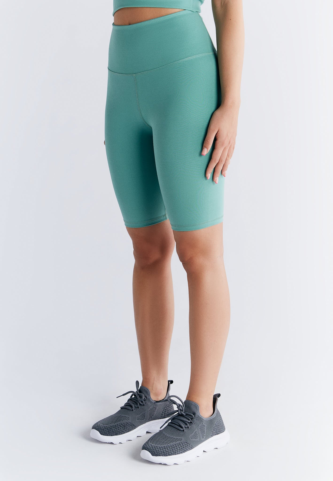 T1331-30 | Women Fit Shorts - Malachite Green