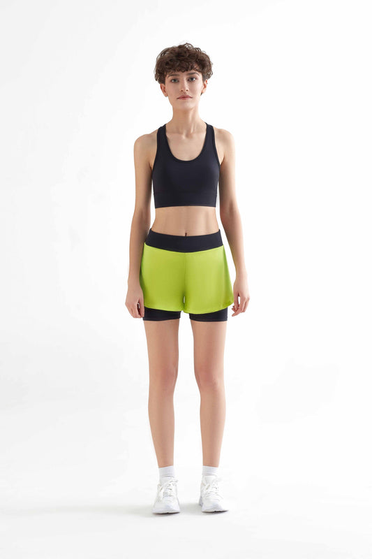 T1340-09 | Damen Sport Shorts  recyclet - Black/Pistachio Green
